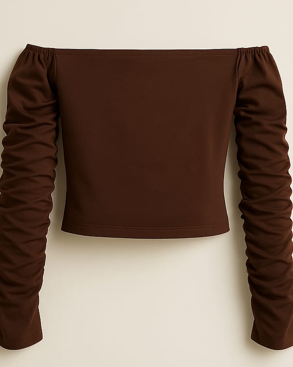 Maglia corta con maniche lunghe